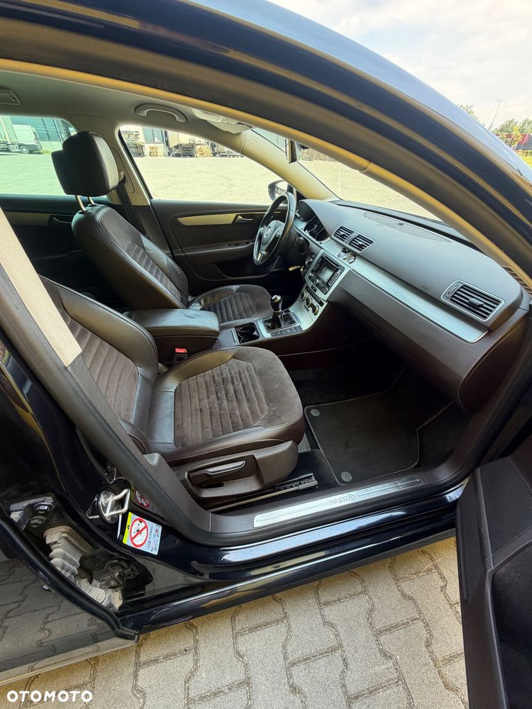 Volkswagen Passat 2.0 TDI Trendline - 13