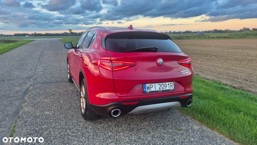 Alfa Romeo Stelvio - 22