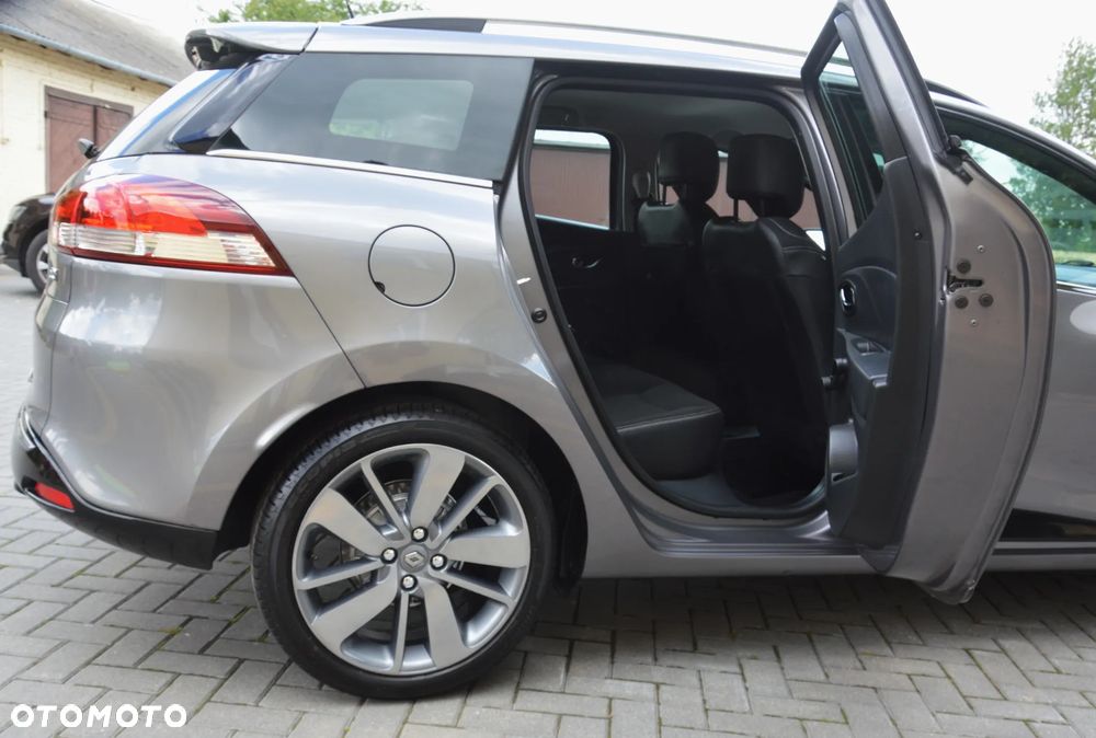 Renault Clio - 30