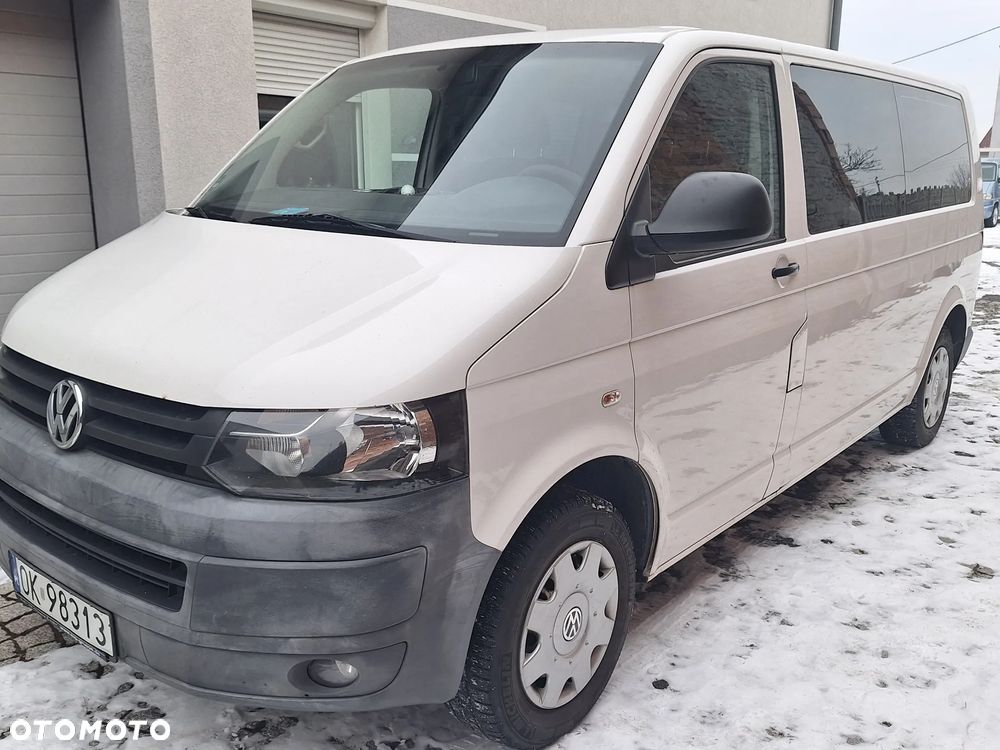 Volkswagen Transporter - 1