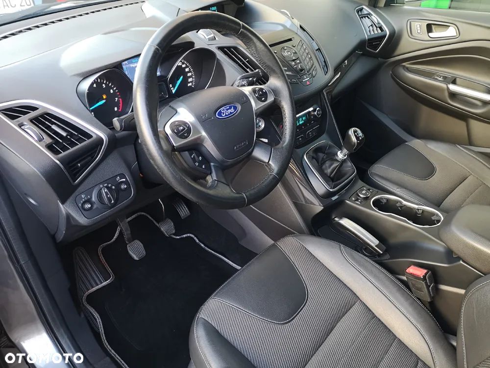 Ford Kuga 1.5 EcoBoost 2x4 Trend - 12