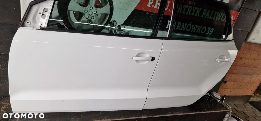 DRZWI LEWY TYŁ VW POLO V 6R 6C 5D LB9A - 2