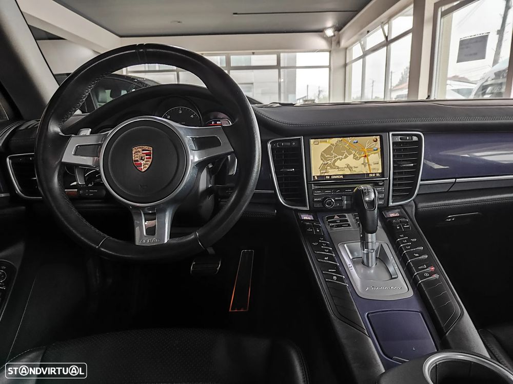 Porsche Panamera Platinum Edition - 38