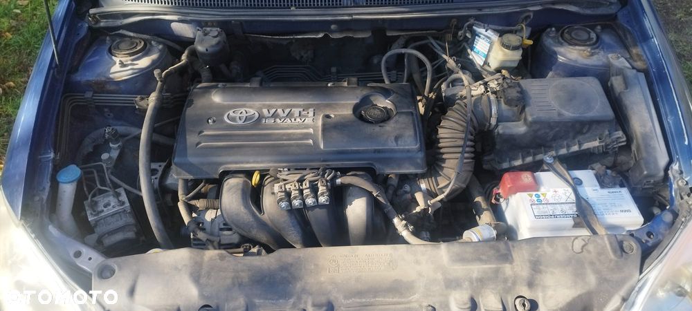 Toyota Corolla - 6