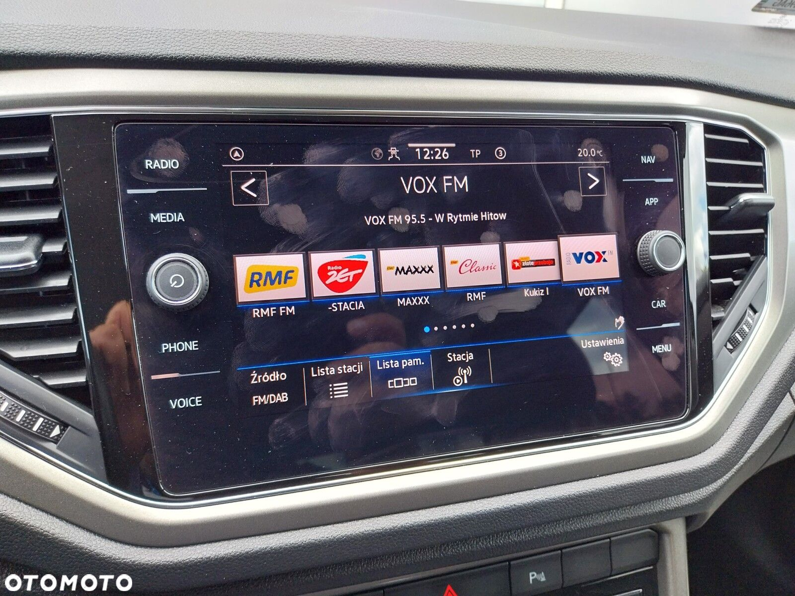 Volkswagen T-Roc - 23