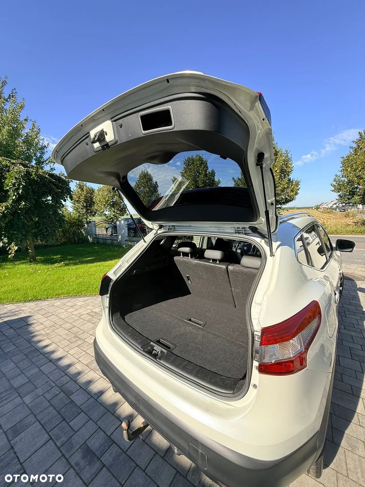 Nissan Qashqai 1.6 DIG-T Tekna - 11