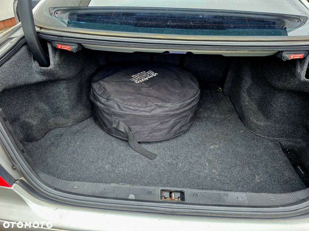 Mercedes-Benz CLK - 8