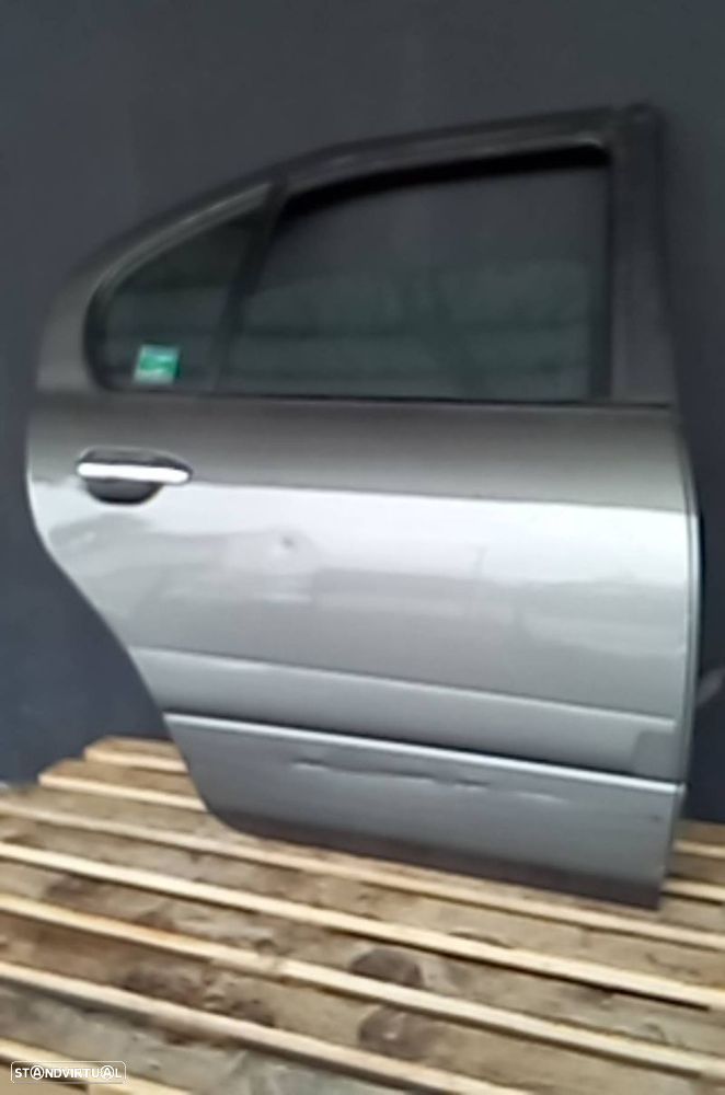 Porta Trás Direita Completa Nissan Primera (P11) - 1