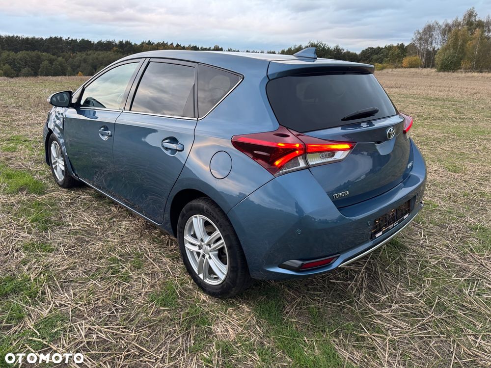 Toyota Auris 1.2 Turbo Edition S+ - 9