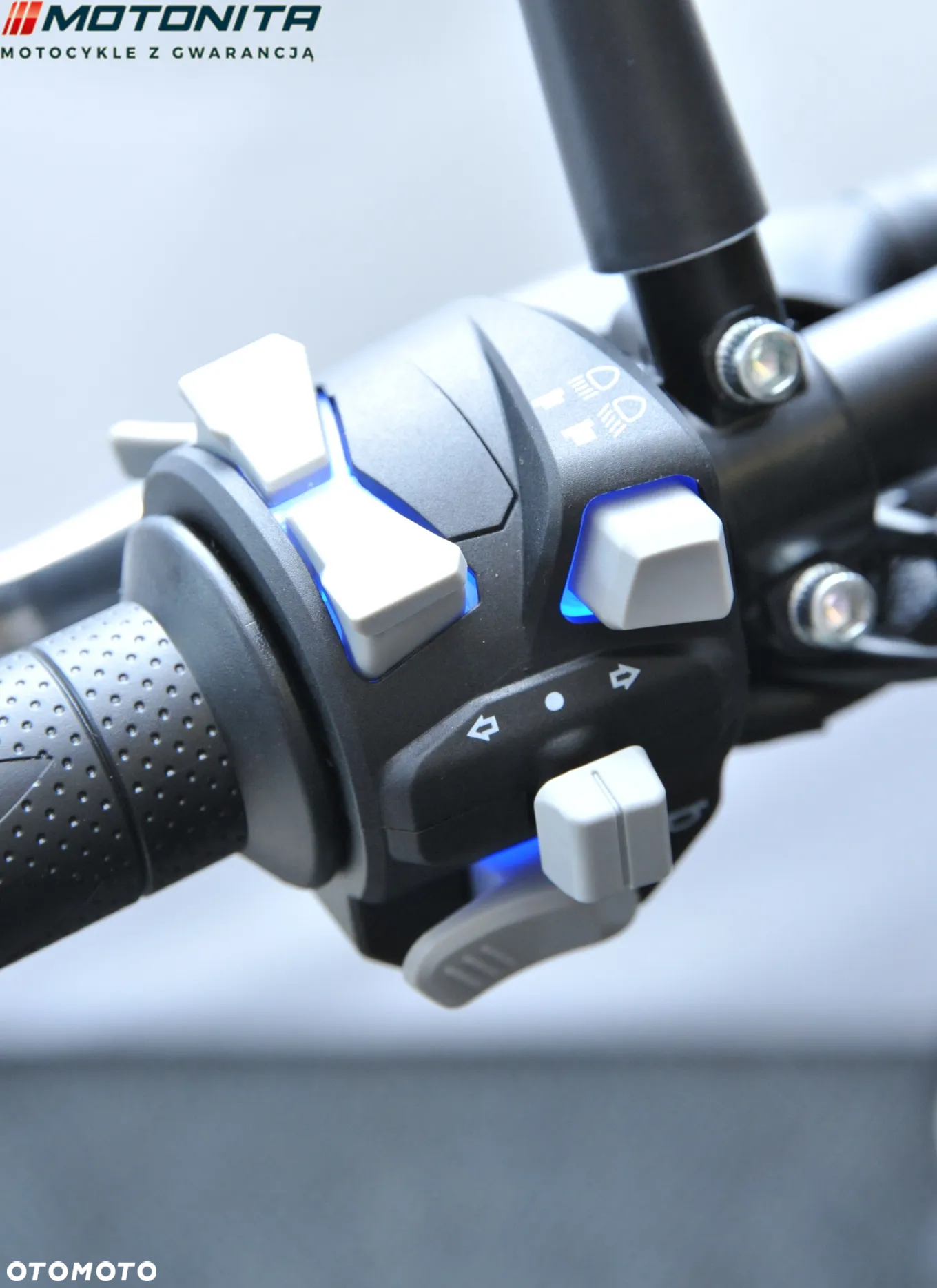 QJMOTOR SRV 125V - 12