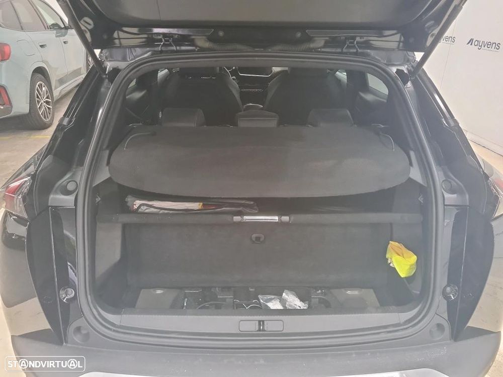 Peugeot e-2008 50 kWh GT - 12