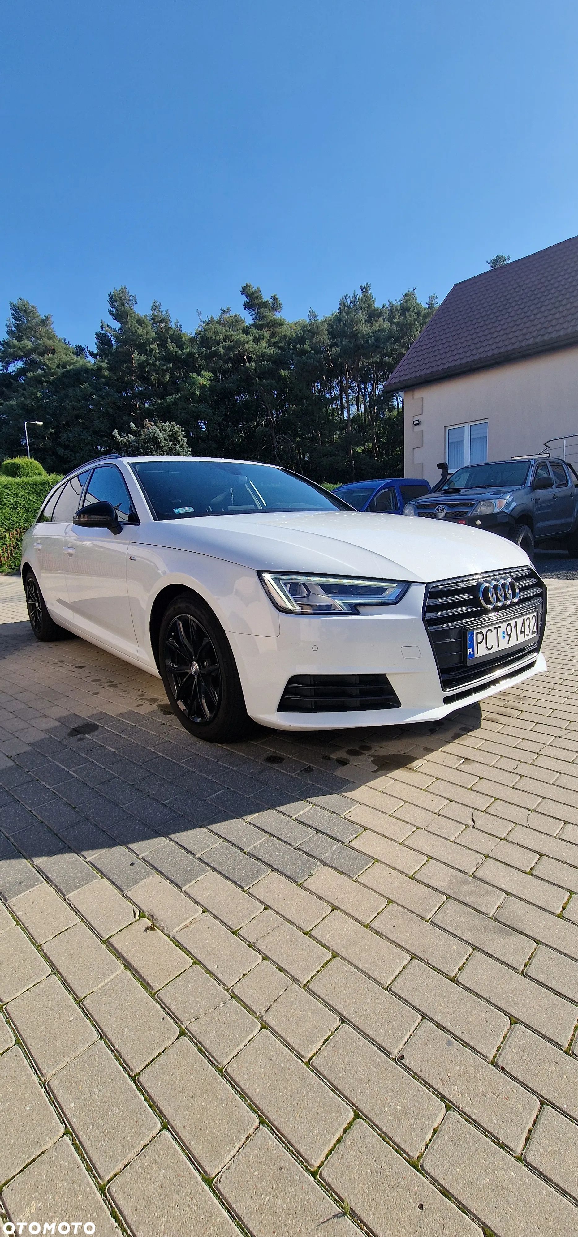 Audi A4 2.0 TDI S tronic - 1