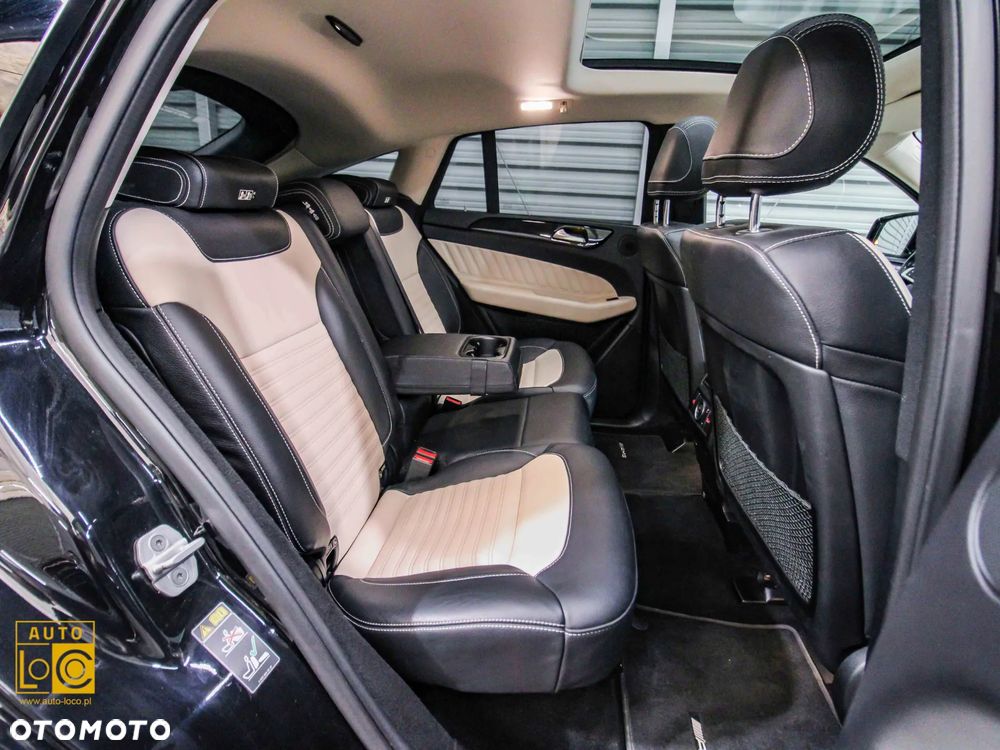 Mercedes-Benz GLE 350 d 4Matic 9G-TRONIC AMG Line - 11