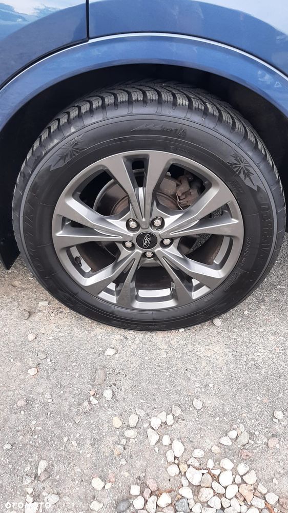 Ford Kuga 1.5 EcoBoost ST-LINE - 37