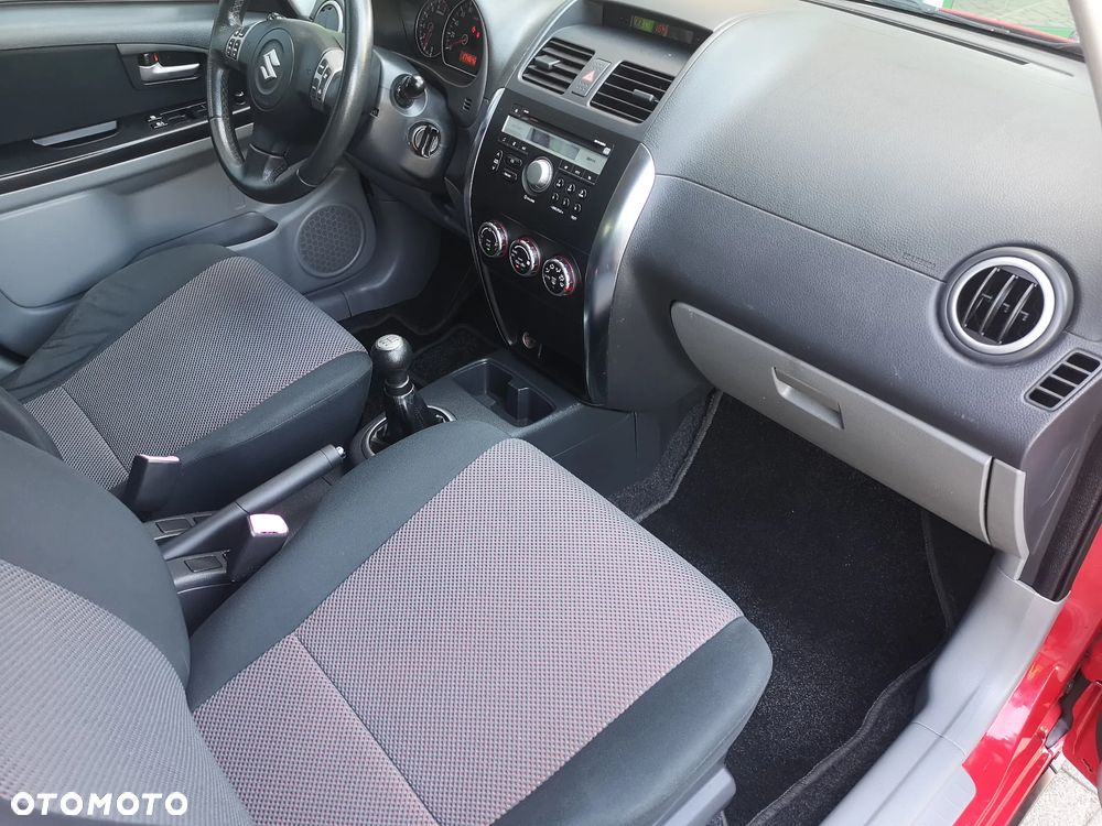 Suzuki SX4 1.6 VVT 4x4 Comfort - 16