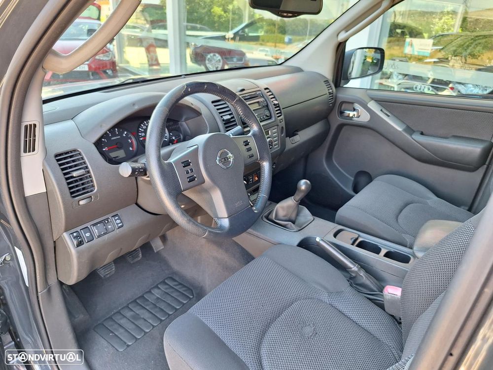 Nissan Navara 2.5 dCi CD SE Comfort - 9