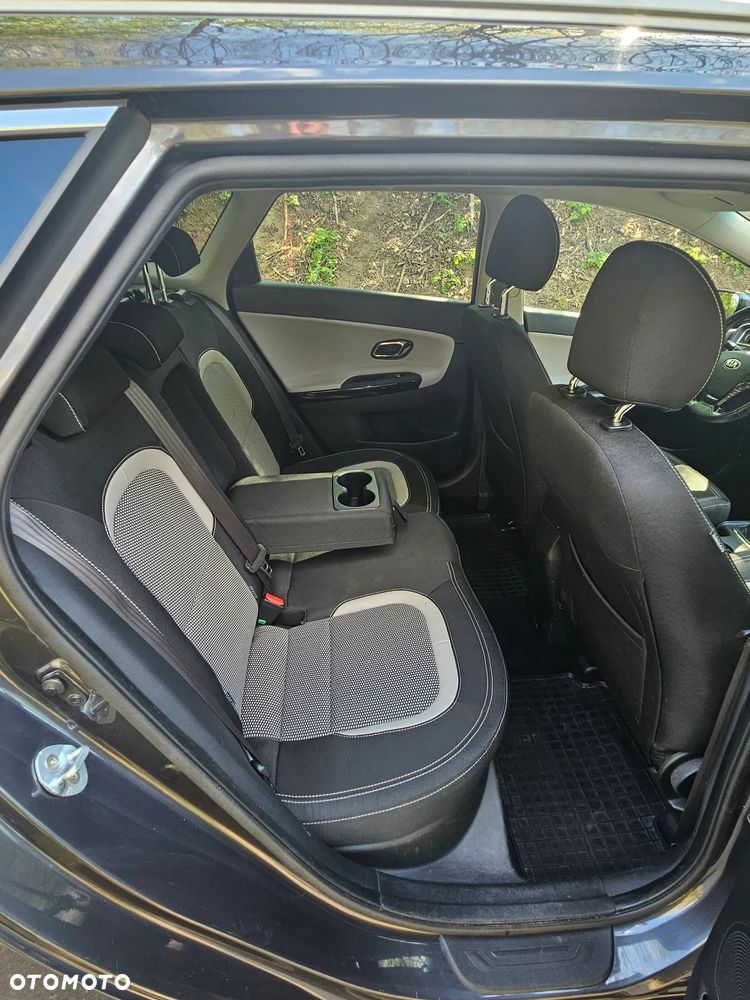 Kia Ceed 1.6 CRDi L - 22