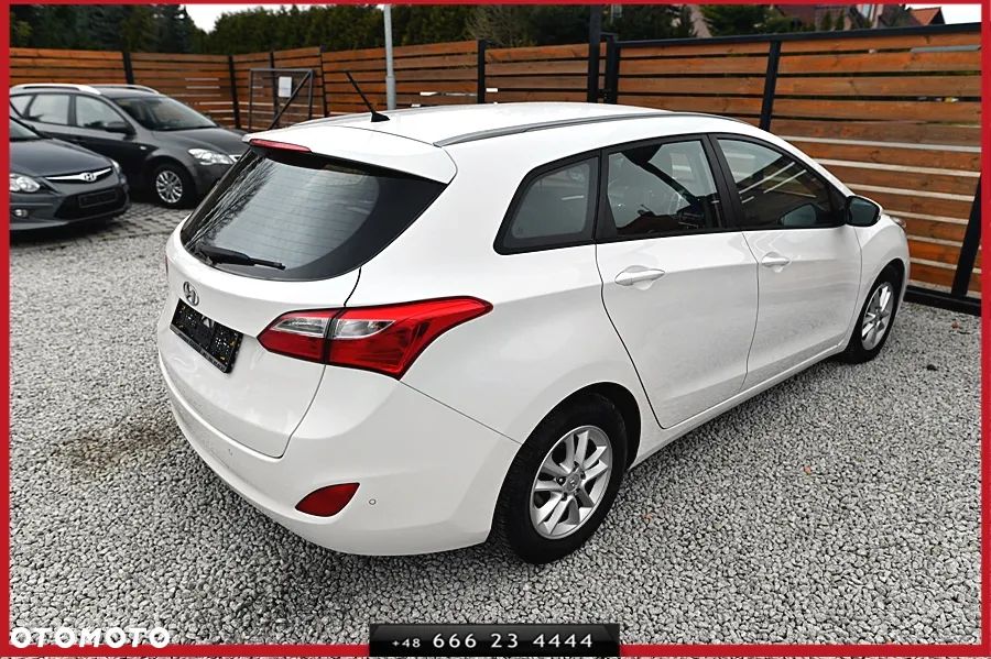 Hyundai i30 blue Kombi 1.6 CRDi DCT Passion - 13