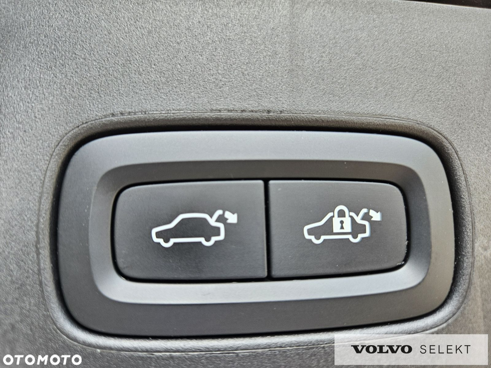 Volvo V90 Cross Country - 37