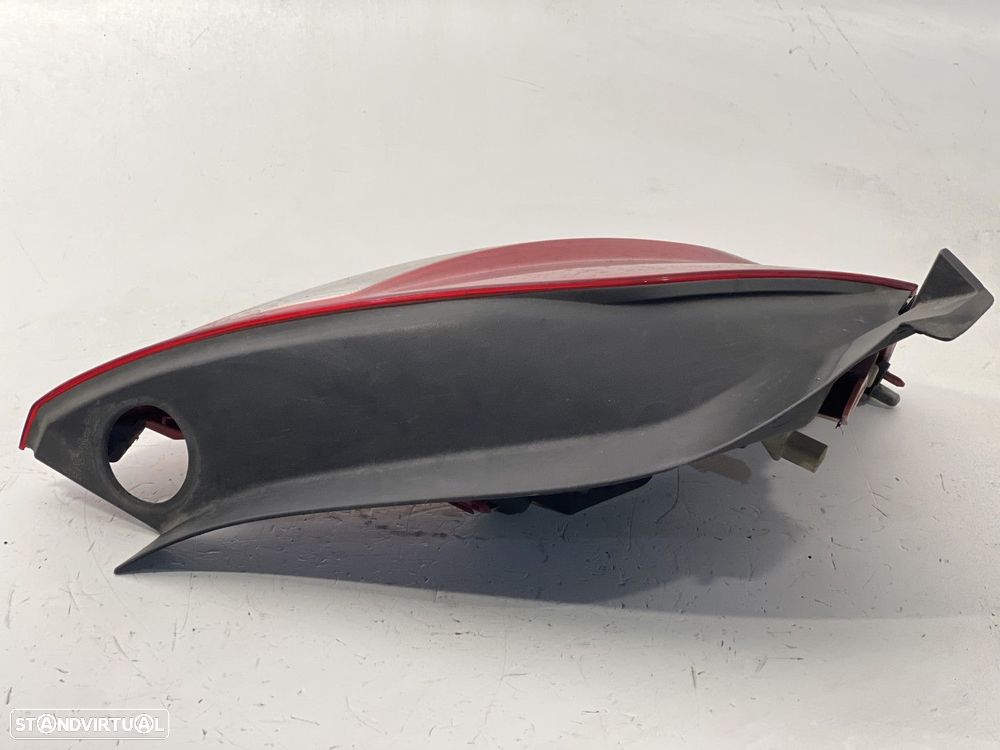 Farolim Esq Trás RENAULT MEGANE II REF. 8200413214 - 2