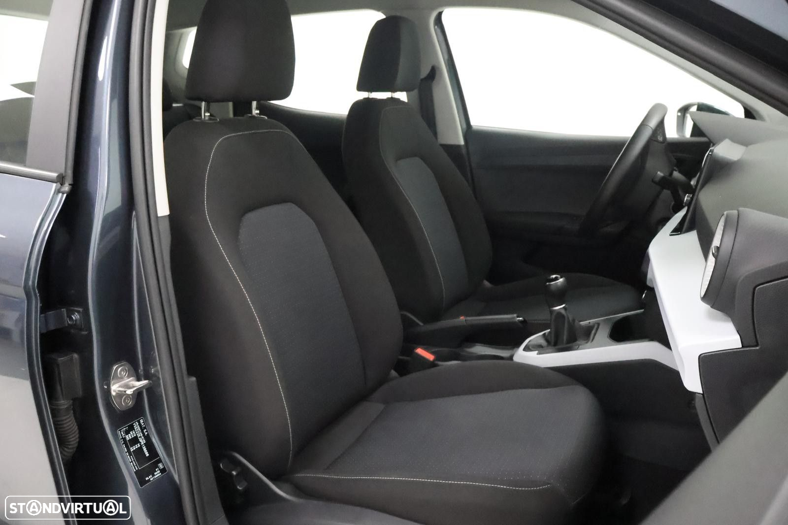 SEAT Arona - 27