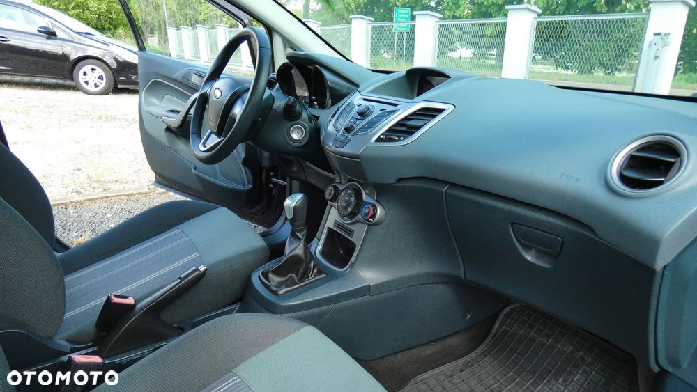 Ford Fiesta 1.25 Trend - 17