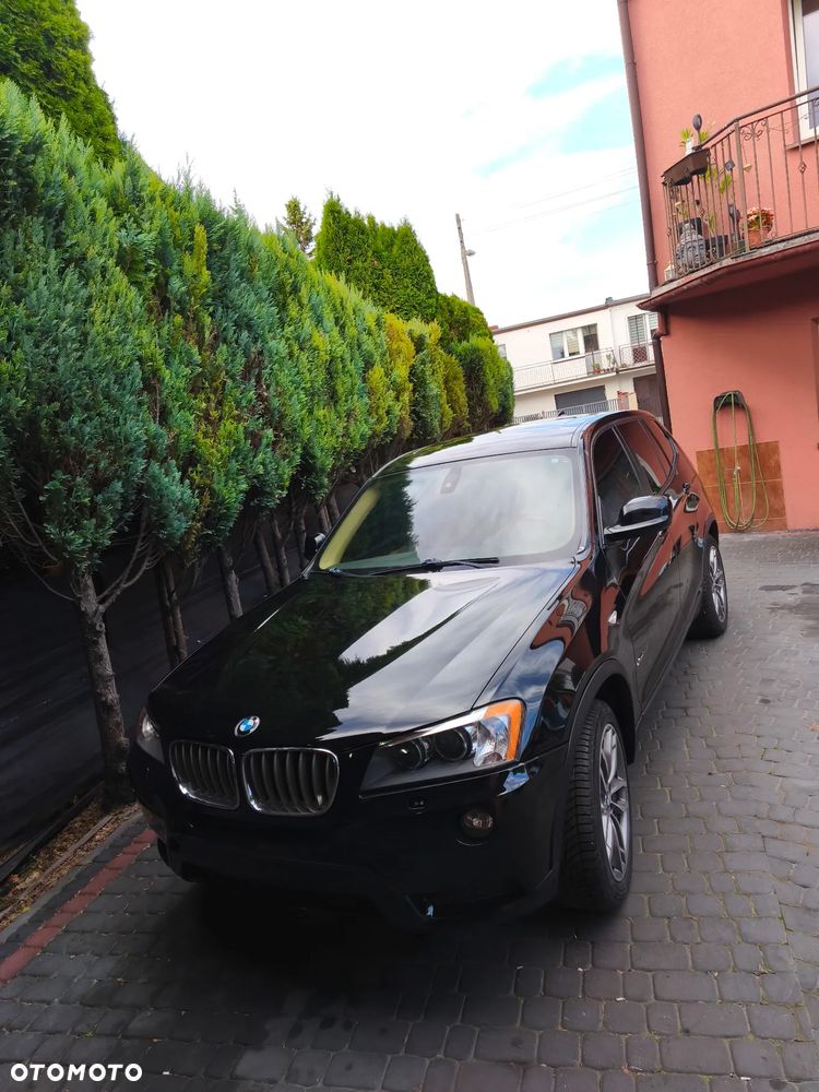 BMW X3 xDrive35i Sport-Aut - 3