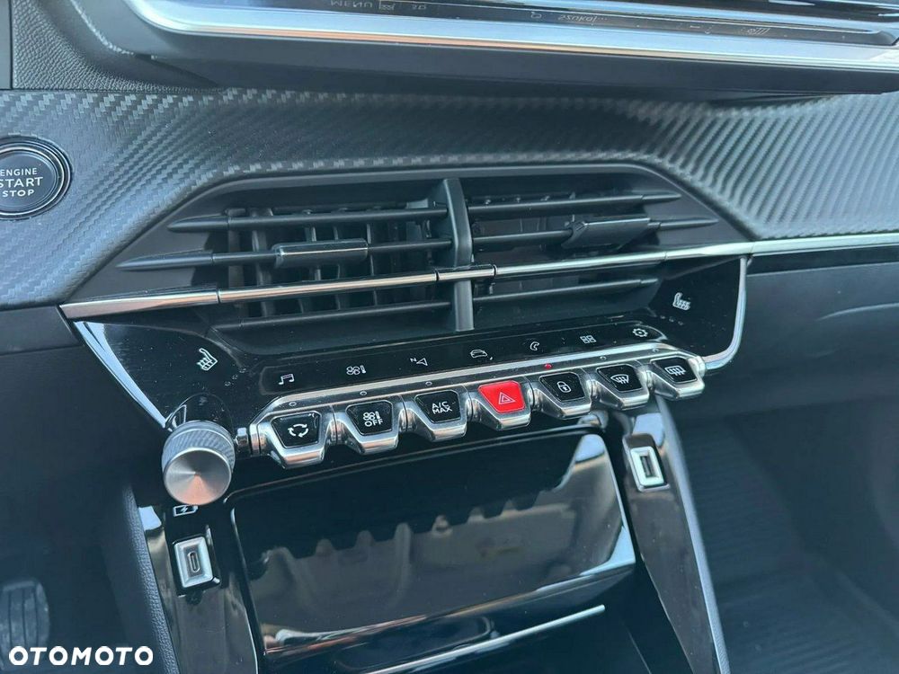 Peugeot 2008 1.2 PureTech Allure Pack S&S - 23