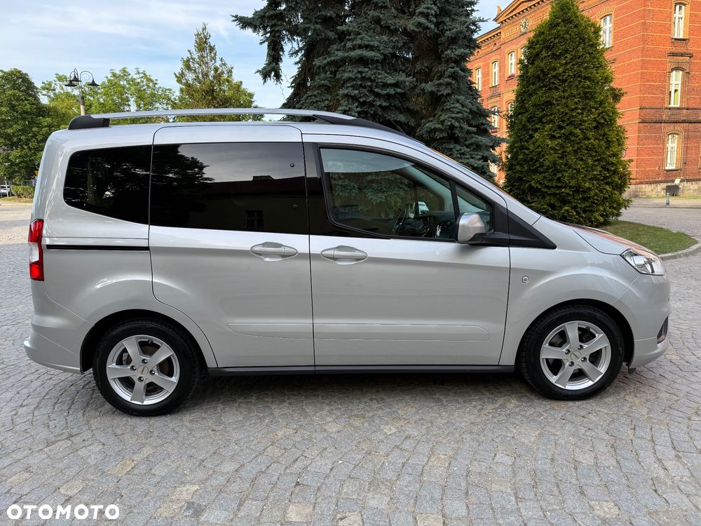 Ford Tourneo Courier 1.5 TDCi S&S Titanium - 7