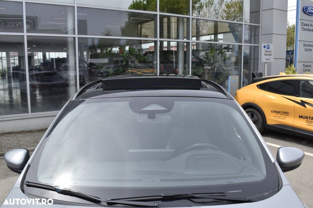 Ford Kuga - 10