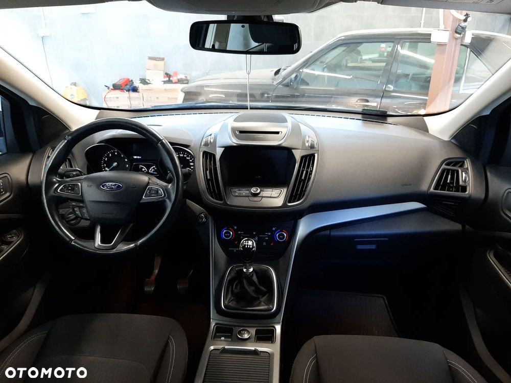 Ford Kuga 1.5 EcoBoost FWD Titanium ASS - 17