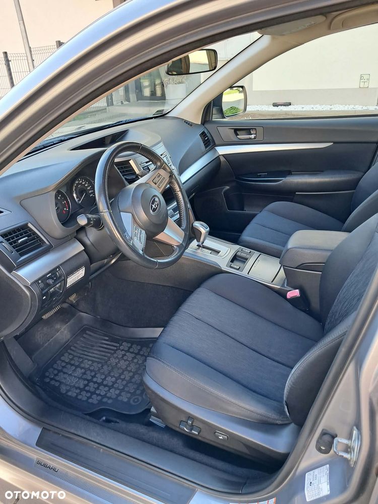 Subaru Legacy - 6