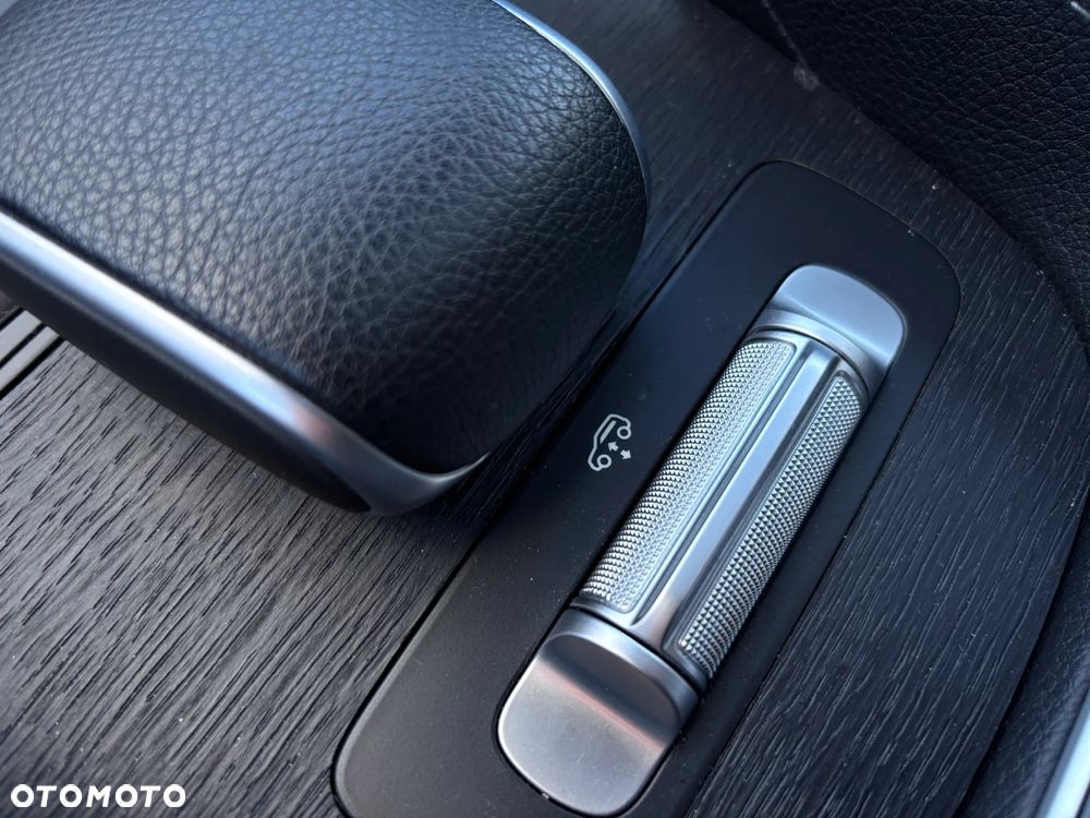 Mercedes-Benz GLE - 39