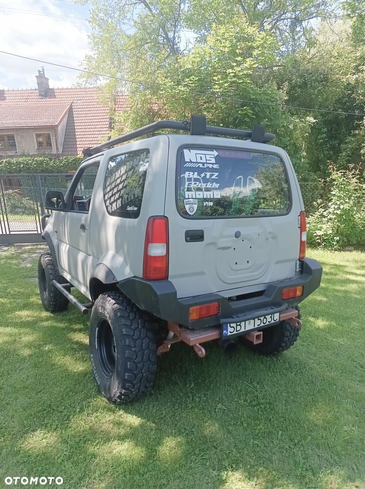 Suzuki Jimny - 11