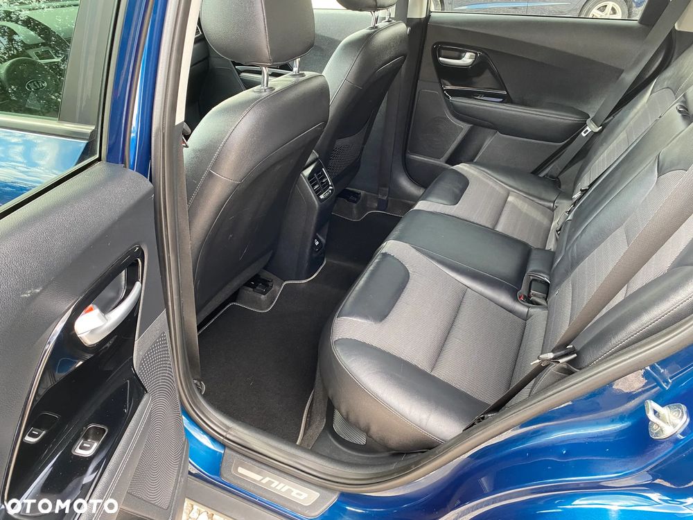 Kia Niro 1.6 GDI 2WD Edition 7 - 12