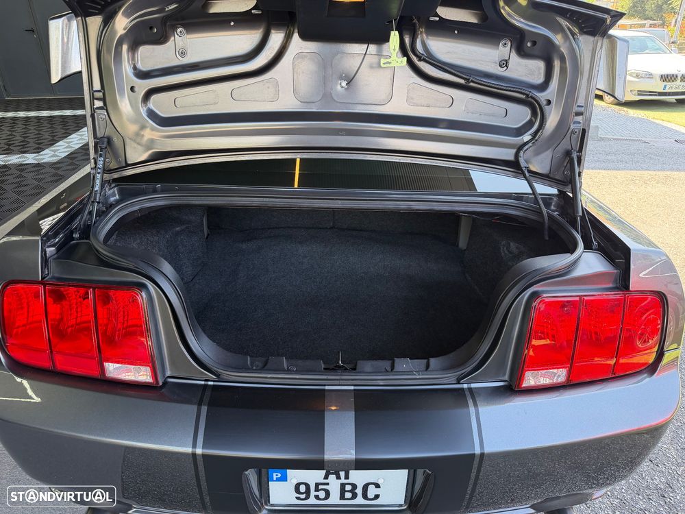 Ford Mustang - 29