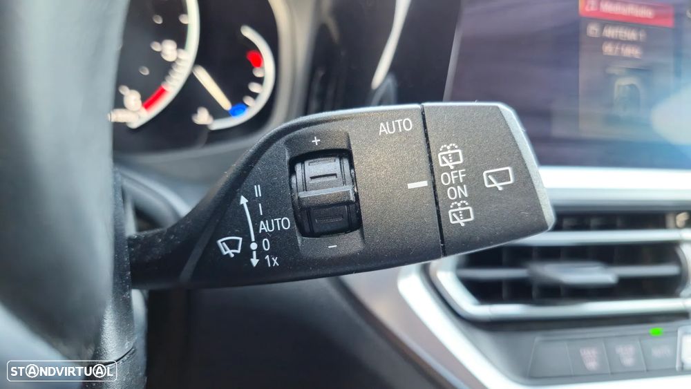 BMW 318 d Line Sport Auto - 16