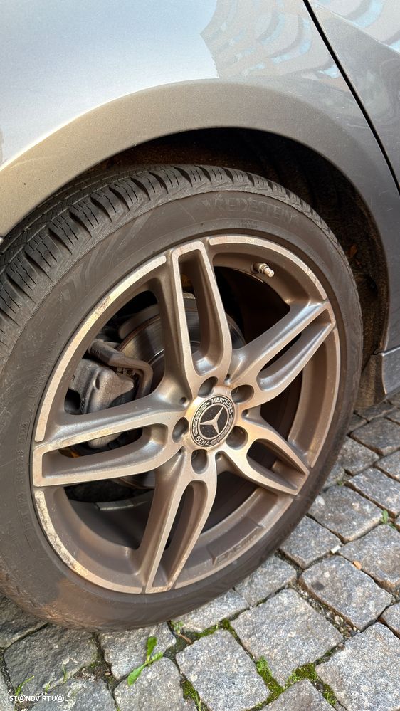 Mercedes-Benz A 180 d 7G-DCT AMG Line - 10