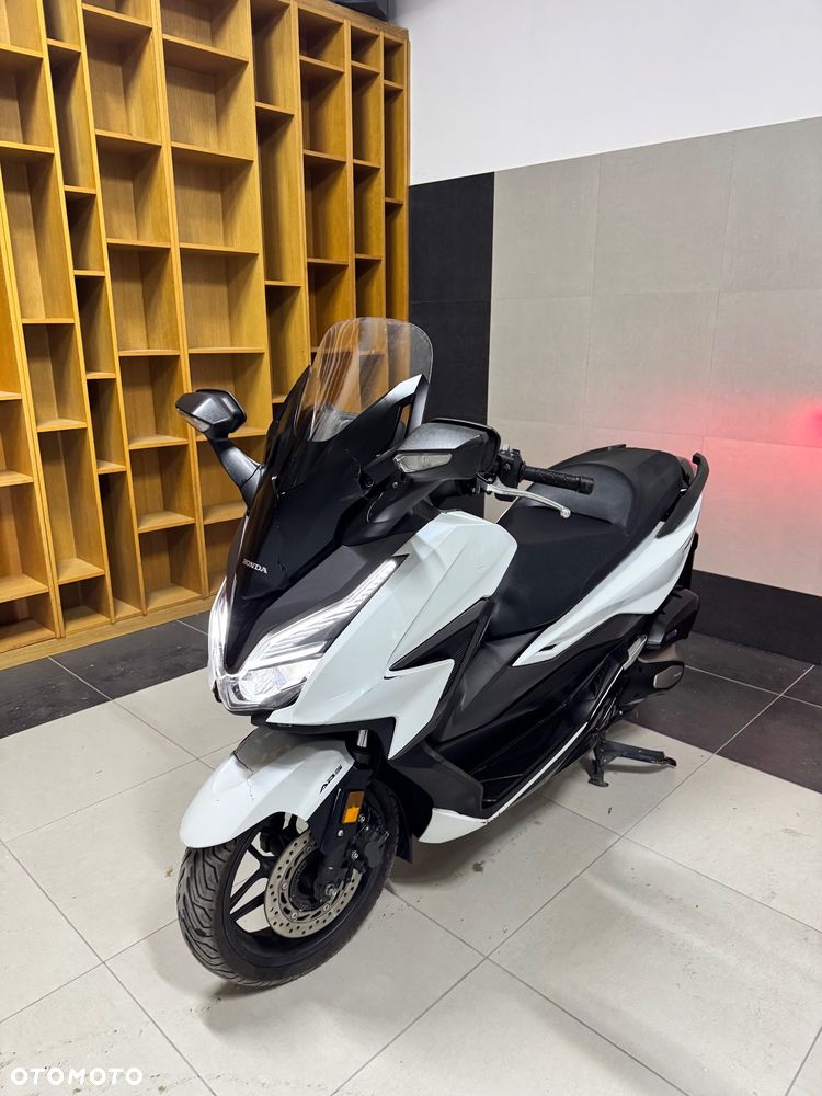 Honda NSS - 4