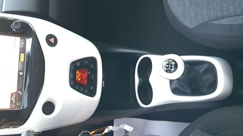 Citroën C1 1.2 VTi Shine - 18
