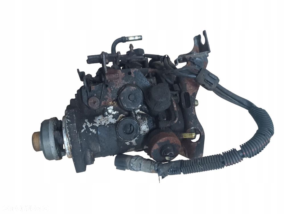 pompa wtryskowa ford escort ford mondeo 1.8td lucas 8448b321a oryg. - 1