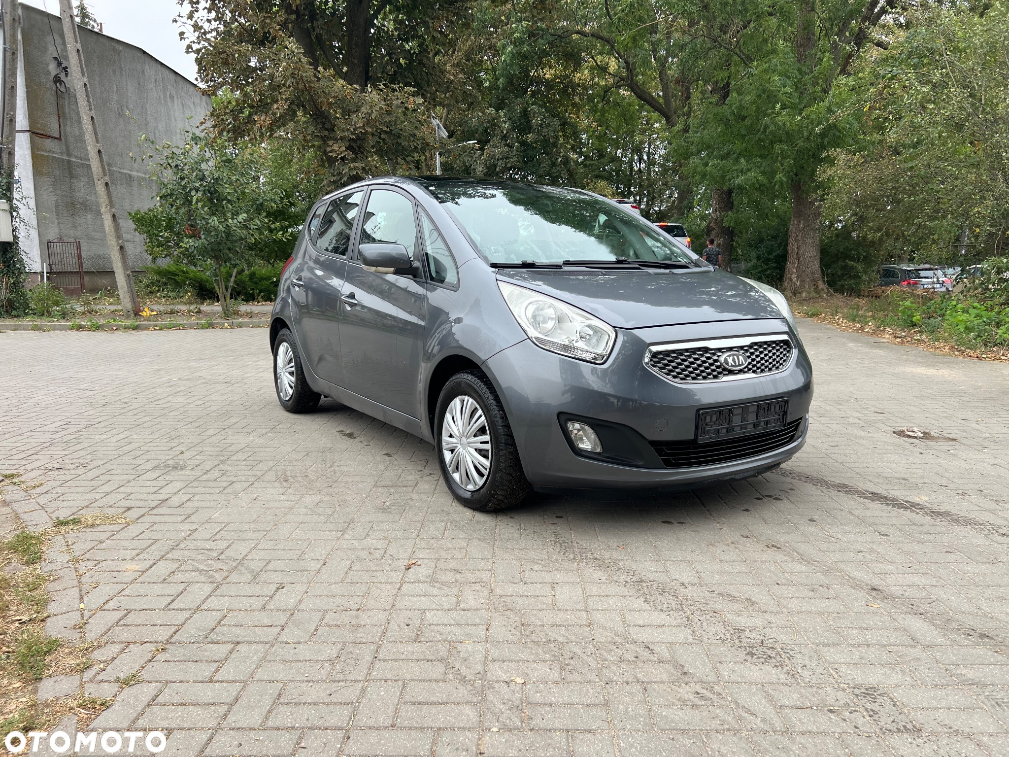 Kia Venga 1.4 CVVT Attract - 3