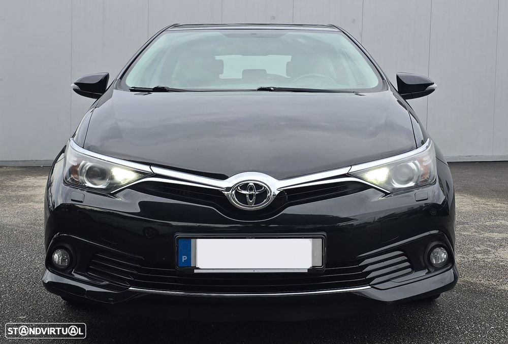 Toyota Auris 1.4 D-4D Cool - 2