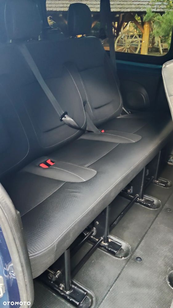 Renault Trafic - 12