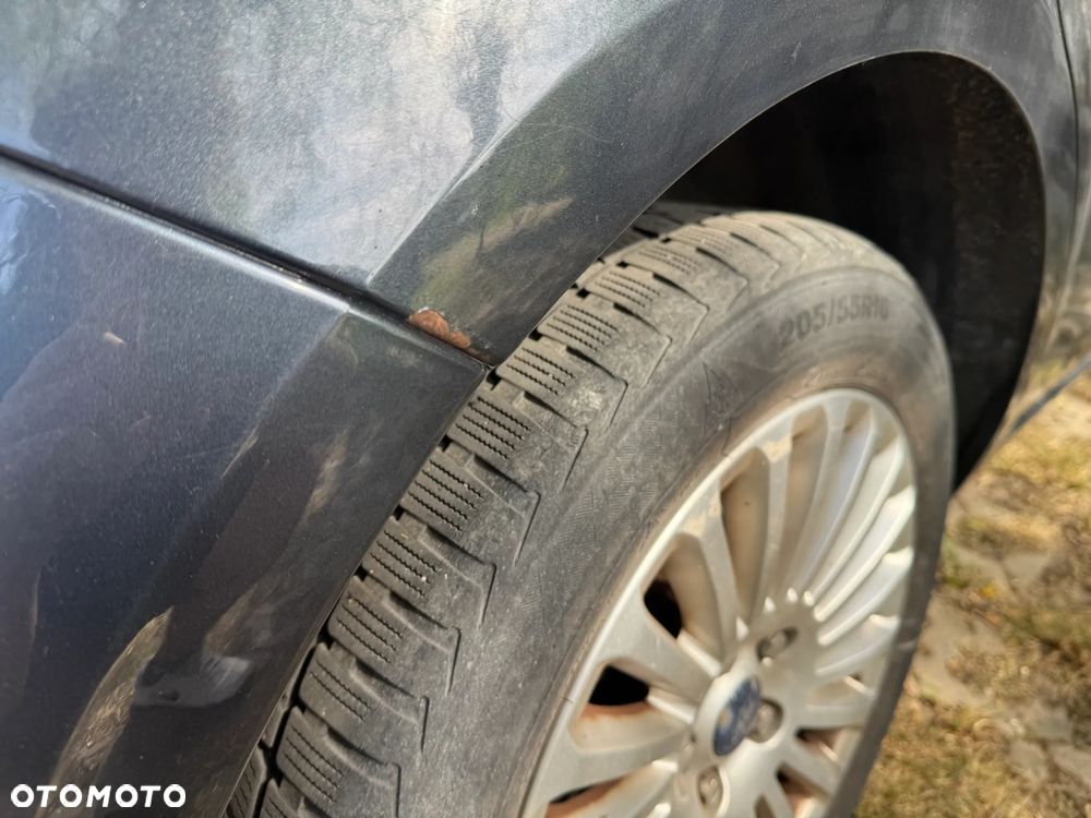 Ford Focus 1.8 Titanium - 8