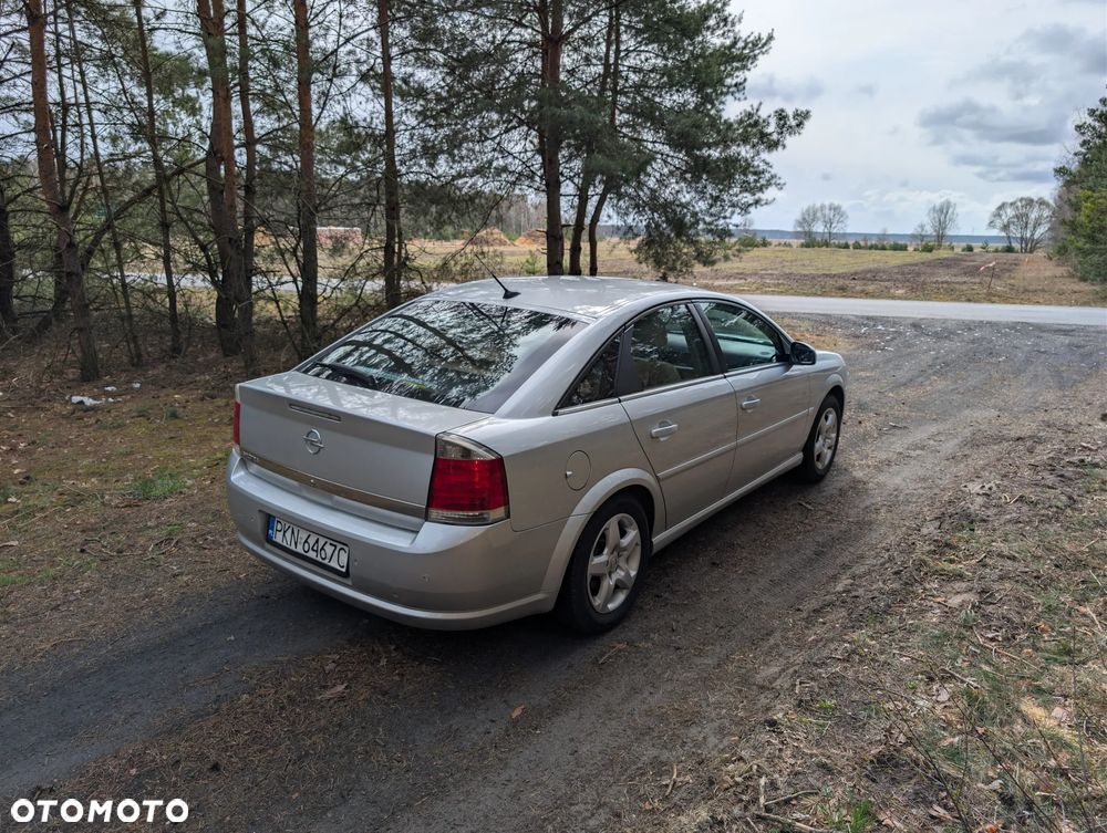 Opel Vectra 1.8 Essentia - 3