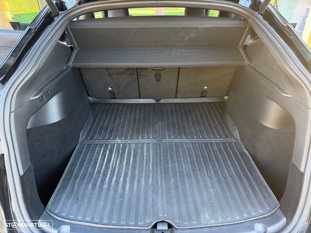 Tesla Model Y RWD - 17