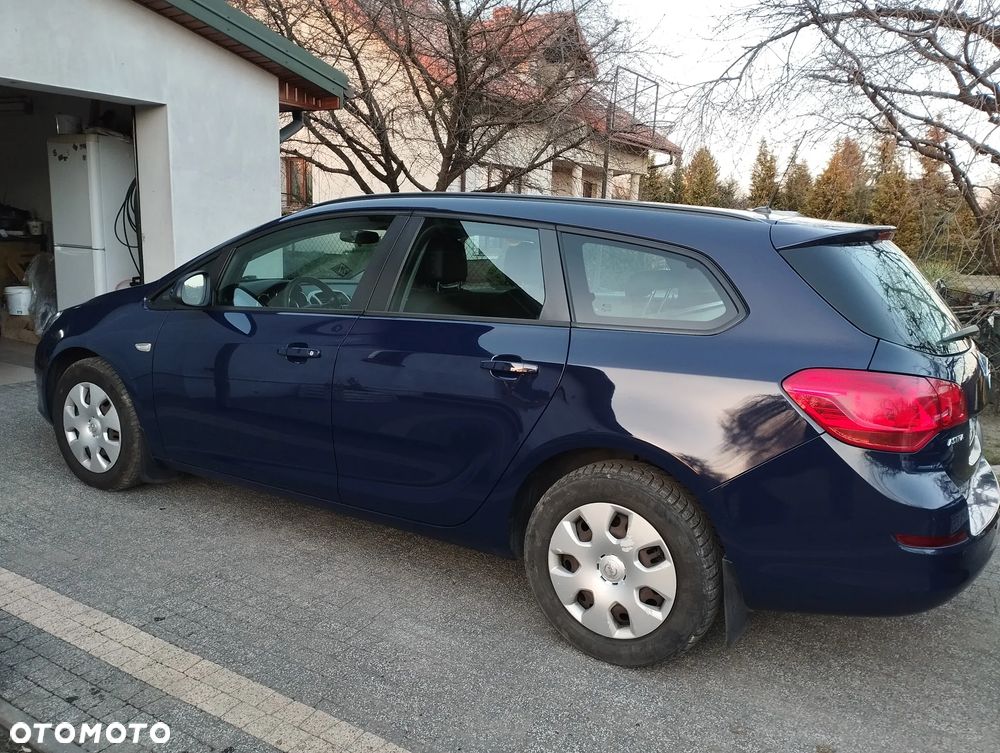 Opel Astra 1.7 CDTI Sport - 4
