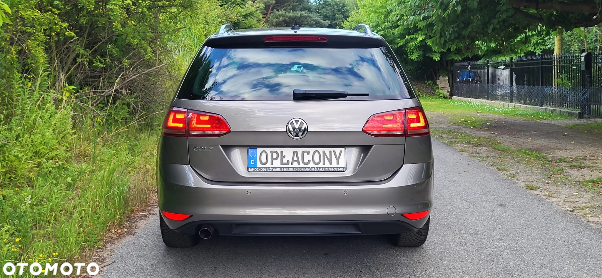 Volkswagen Golf Variant 1.6 TDI BlueMotion Technology Lounge - 11