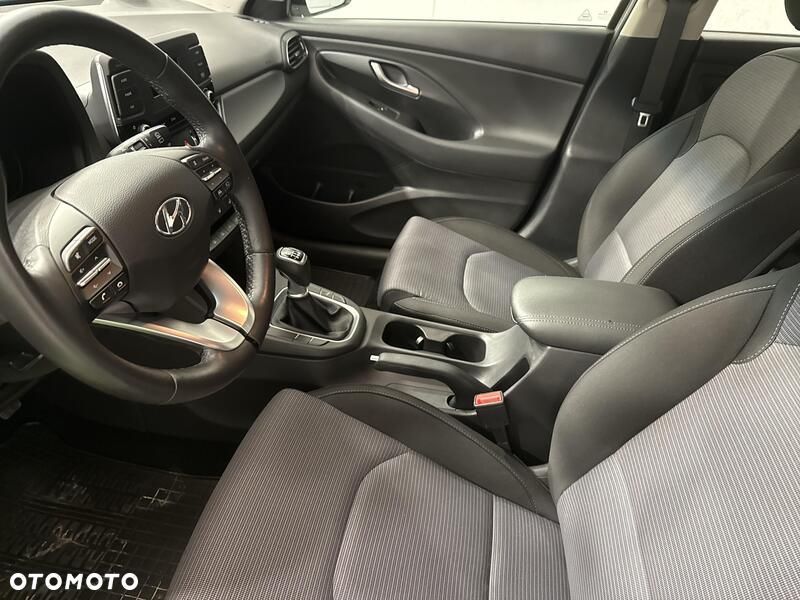 Hyundai i30 1.5 DPI Modern - 11